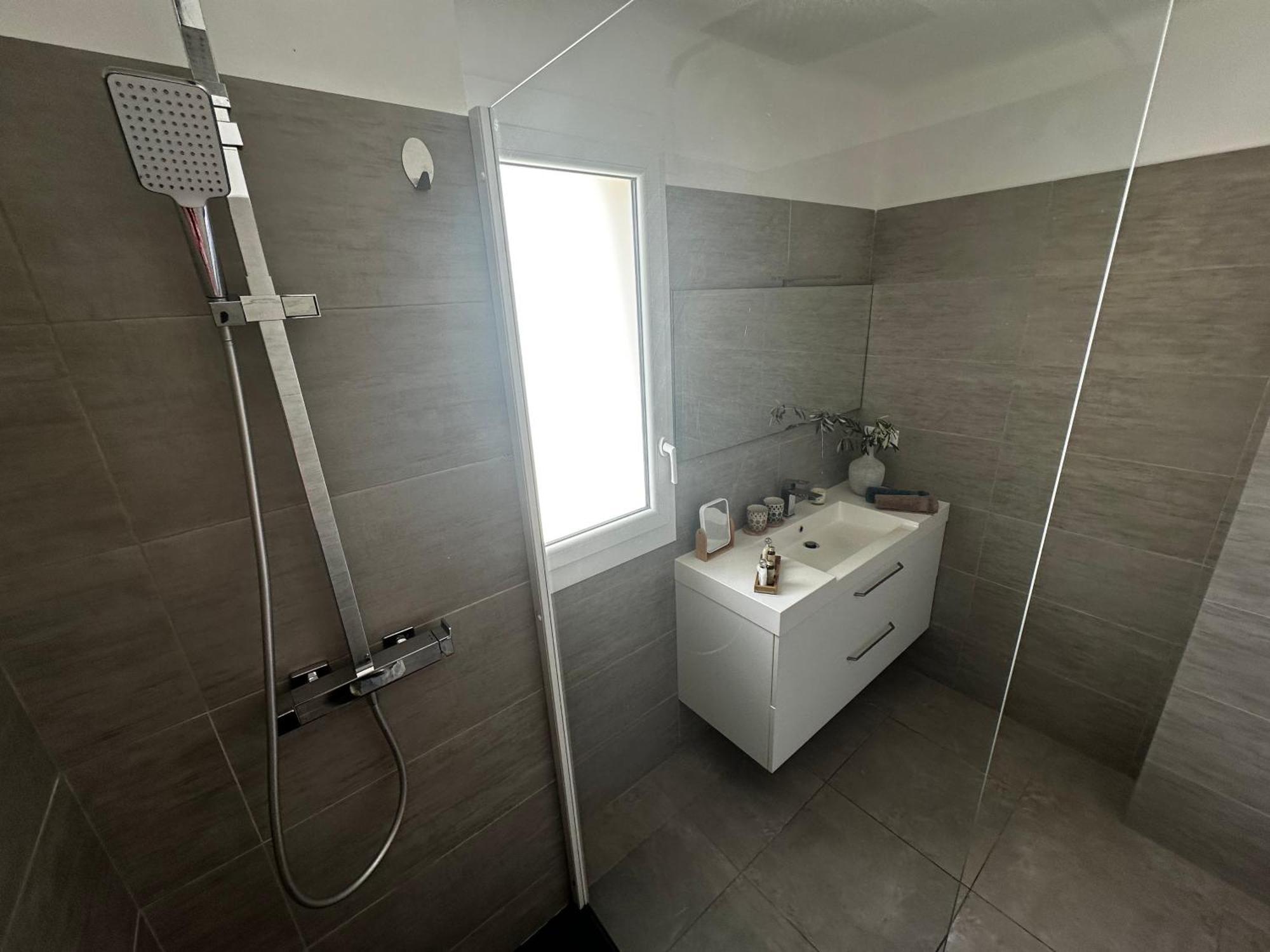 CASSIS 72 m2 Confort et Calme Options Baby bébé Esterno foto