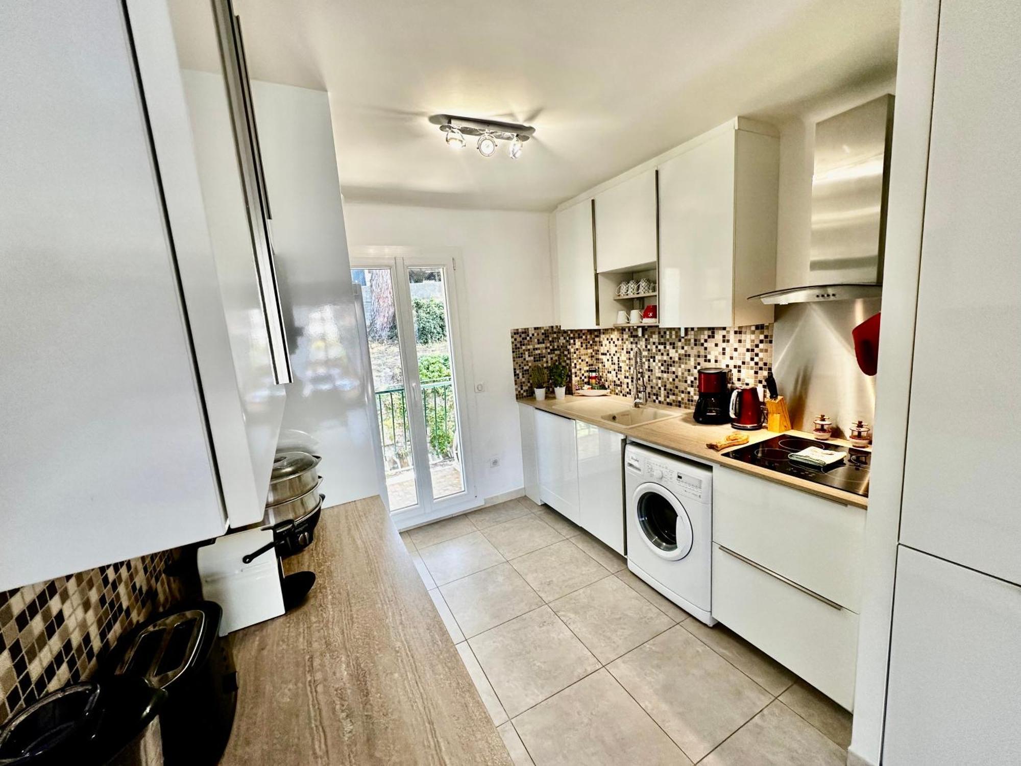 CASSIS 72 m2 Confort et Calme Options Baby bébé Esterno foto