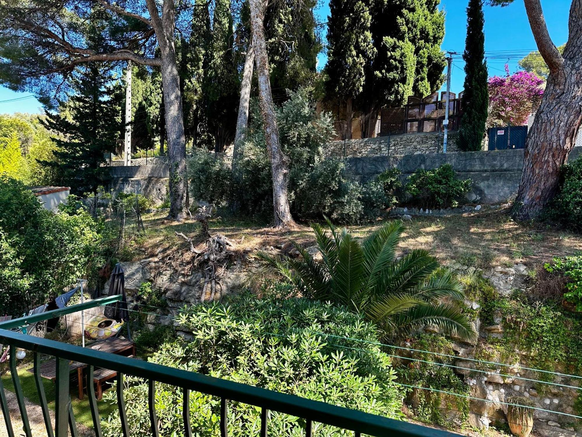 CASSIS 72 m2 Confort et Calme Options Baby bébé Esterno foto